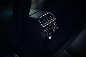 Audi A6 45 TFSI Quattro S-Line 2019 года  (JP)